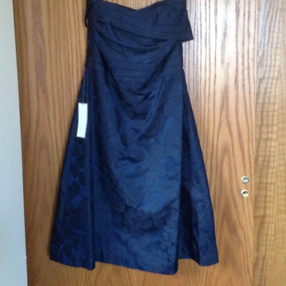[Ann Taylor] NWT navy brocade strapless dress sz 4